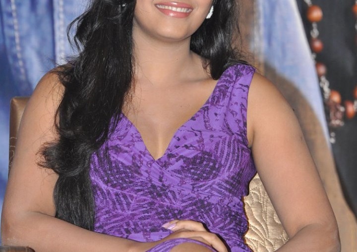 Anjali Hot Photos
