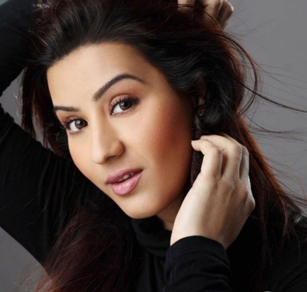 Tv Actress Shilpa Shinde aka Angoori Bhabhi Hot and Sexy Images
