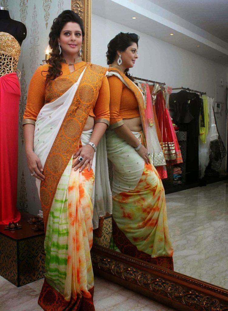 Hottest Photos of Nagma & Unseen Sexy Bikini Image Gallery - FunRoundup.com