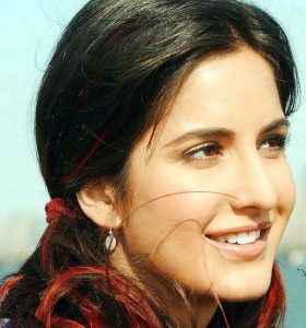 Katrina Kaif Hot Pics: 21+ Sexy Bikini Photos & Hottest Wallpapers of