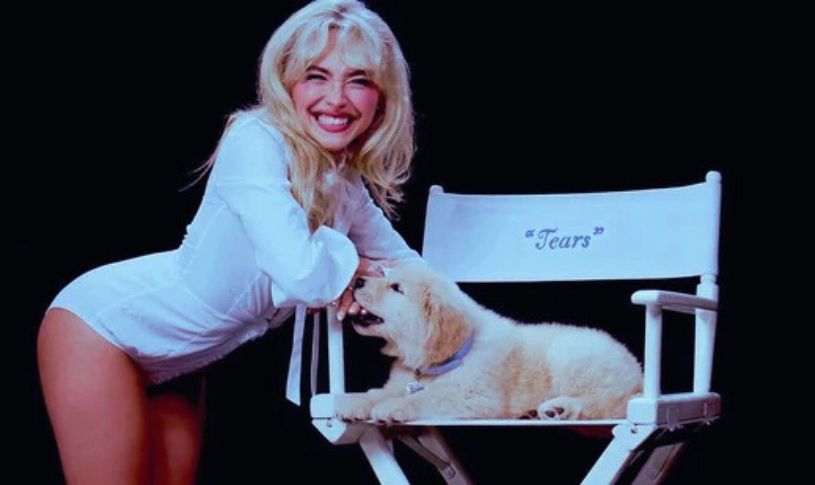 Sabrina Carpenter At Lollapalooza 2025, Surprise Guest Earth, Wind & Fire!